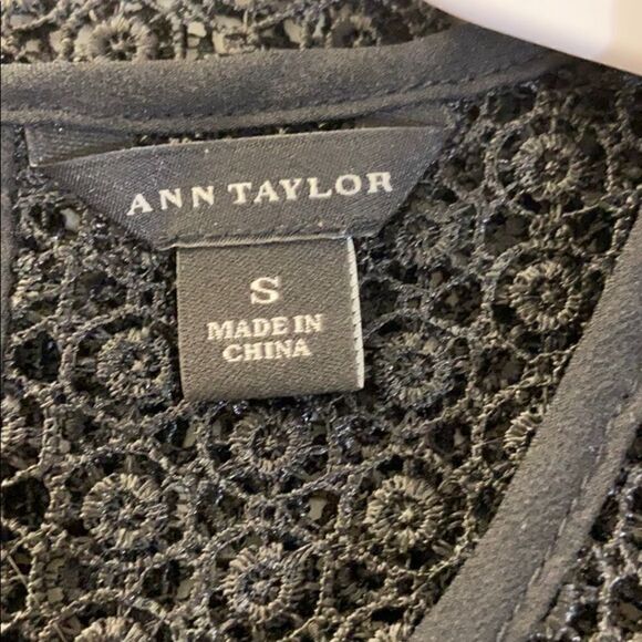 Ann Taylor Black Lace Top With Full Zippered Back - Picture 6 of 7
